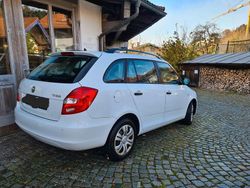 Weiß Gebraucht 2014 Skoda Fabia Kombi | 7.100 € (Fairer Preis)