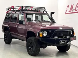 Rot Gebraucht 1997 Nissan Patrol SUV | 19.990 €