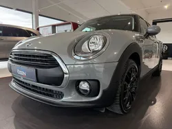 Grau Gebraucht 2018 Mini One Clubman Pepper Kombi | 13.999 € (Fairer Preis)