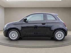 Onyx schwarz onyx schwarz Gebraucht 2023 Fiat 500e Icon Kleinwagen | 24.700 € (Fairer Preis)