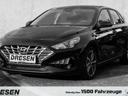 Phantom black mineraleffekt Gebraucht 2023 Hyundai i30 Trend Limousine | 17.690 € (Fairer Preis)