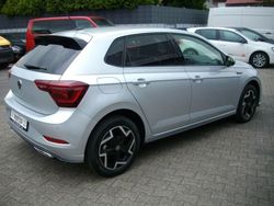 Silber Neu 2025 VW Polo R-line Limousine | 27.900 € (Fairer Preis)