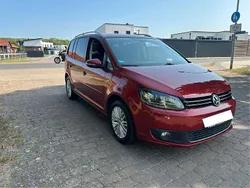Rot Gebraucht 2014 VW Touran Cup Van / Kleinbus | 5.900 € (Guter Preis)