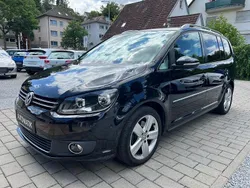 Schwarz Gebraucht 2012 VW Touran Highline Van / Kleinbus | 9.450 € (Fairer Preis)