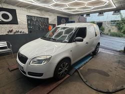 Weiß Gebraucht 2007 Skoda Roomster Abholung | 3.300 € (Fairer Preis)