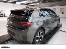 Grün Gebraucht 2023 VW ID.3 Pro Kleinwagen | 32.450 € (Teuer)