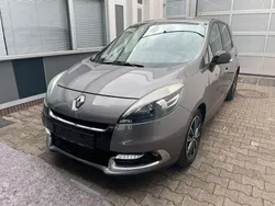 Grau Gebraucht 2012 Renault Scénic III Bose Edition Van / Kleinbus | 4.995 € (Guter Preis)