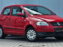 Rot Gebraucht 2008 VW Fox Kleinwagen | 1.980 € (Etwas zu teuer)