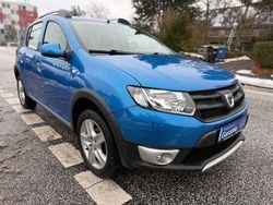 Blau Gebraucht 2015 Dacia Sandero Stepway Ambiance Limousine | 6.990 € (Fairer Preis)