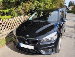 Schwarz Gebraucht 2015 BMW 218 Kombi | 11.900 € (Etwas zu teuer)