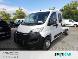 Icy weiß Gebraucht 2024 Opel Movano Edition Van | 39.990 €