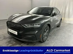 Lackierung: premium darkma Gebraucht 2022 Ford Mustang Mach-E SUV | 29.480 € (Superpreis)