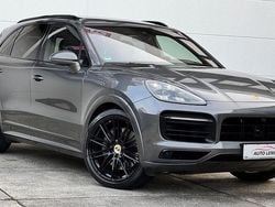Grau Gebraucht 2019 Porsche Cayenne S Sport SUV | 61.900 € (Teuer)