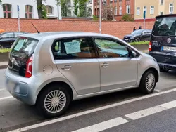 Silber Gebraucht 2014 VW up! high up! Kleinwagen | 9.999 € (Fairer Preis)