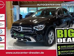 Obsidianschwarz metalliclack Gebraucht 2021 Mercedes GLC300e SUV | 35.590 € (Guter Preis)