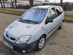 Grau Gebraucht 2000 Renault Scénic Van / Kleinbus | 1.099 € (Guter Preis)