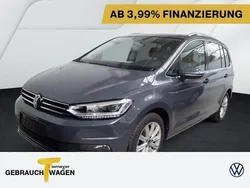 Grau Gebraucht 2024 VW Touran Highline Van / Kleinbus | 34.930 € (Fairer Preis)