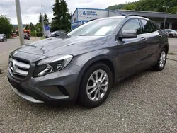 Grau Gebraucht 2014 Mercedes GLA200 SUV | 13.390 € (Fairer Preis)