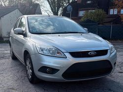 Silber Gebraucht 2008 Ford Focus Limousine | 1.350 € (Etwas zu teuer)