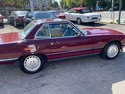 Rot Gebraucht 1989 Mercedes SL300 Cabrio | 59.900 €