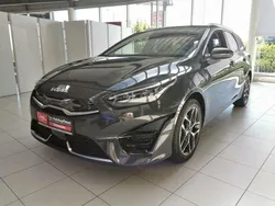 Grau Gebraucht 2023 Kia Ceed | 30.570 € (Teuer)