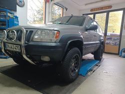 Grau Gebraucht 2001 Jeep Grand Cherokee Limited SUV | 6.900 € (Fairer Preis)