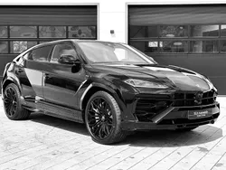 Schwarz Neu 2025 Lamborghini Urus SUV | 399.990 €