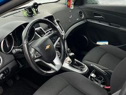 Blau Gebraucht 2013 Chevrolet Cruze Limousine | 3.600 € (Fairer Preis)