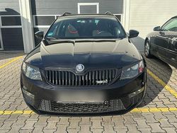 Schwarz Gebraucht 2014 Skoda Octavia RS Kombi | 8.490 €