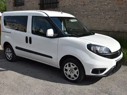 Weiß Gebraucht 2019 Fiat Doblò Van / Kleinbus | 11.662 € (Fairer Preis)