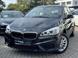 Schwarz Gebraucht 2016 BMW 220 Active Tourer Performance Van / Kleinbus | 18.950 € (Fairer Preis)