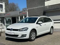 Weiß Gebraucht 2016 VW Golf VII LOUNGE Kombi | 10.390 € (Etwas zu teuer)