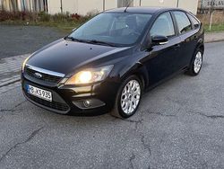Schwarz Gebraucht 2009 Ford Focus Sport Limousine | 2.500 € (Fairer Preis)