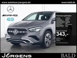 Grau mountain grey metallic Gebraucht 2024 Mercedes GLA180 Progressive SUV | 35.220 € (Guter Preis)