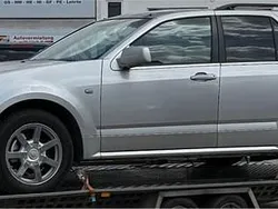 Silber Gebraucht 2008 Cadillac SRX SUV | 1.800 €