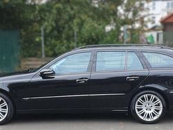 Schwarz Gebraucht 2008 Mercedes E350 Avantgarde Kombi | 12.999 €