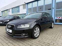 Phantomschwarz Gebraucht 2012 Audi A3 Sportback Attraction Kleinwagen | 7.900 € (Fairer Preis)