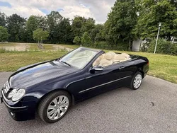 Blau Gebraucht 2009 Mercedes CLK320 Cabrio | 12.000 € (Fairer Preis)