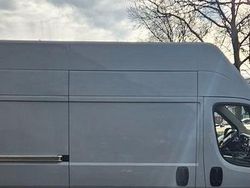 Grau Gebraucht 2022 Fiat Ducato Van | 28.010 €