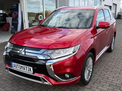 Rot Gebraucht 2020 Mitsubishi Outlander P-HEV Spirit SUV | 23.990 € (Fairer Preis)