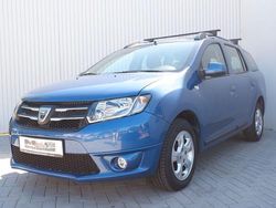 Blau Gebraucht 2015 Dacia Logan Limousine | 5.890 € (Fairer Preis)