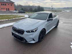 Grau Gebraucht 2025 BMW M5 Performance Limousine | 126.490 € (Fairer Preis)