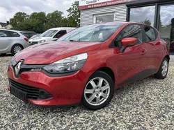 Rot Gebraucht 2014 Renault Clio IV Expression Limousine | 3.999 € (Fairer Preis)