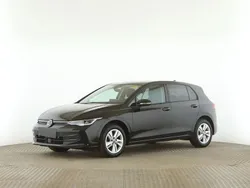 Schwarz Gebraucht 2024 VW Golf VIII Life Limousine | 31.689 € (Teuer)