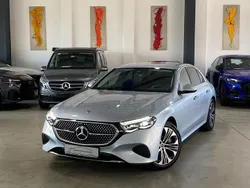 Hightechsilber metallic Gebraucht 2024 Mercedes E400 Avantgarde Limousine | 56.880 €