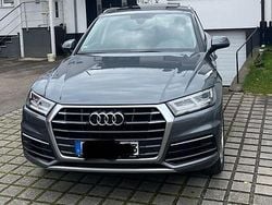 Grau Gebraucht 2018 Audi Q5 Comfort SUV | 29.850 € (Etwas zu teuer)