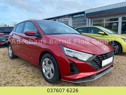 Rot Neu 2024 Hyundai i20 Edition Limousine | 18.990 € (Fairer Preis)