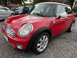 Rot Gebraucht 2010 Mini Cooper Kleinwagen | 4.990 € (Fairer Preis)