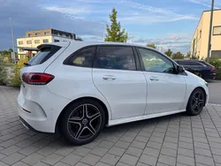 Weiß Gebraucht 2019 Mercedes B220 AMG Van / Kleinbus | 21.450 € (Fairer Preis)