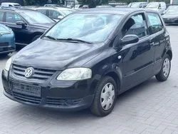 Schwarz Gebraucht 2010 VW Fox Kleinwagen | 1.990 € (Guter Preis)
